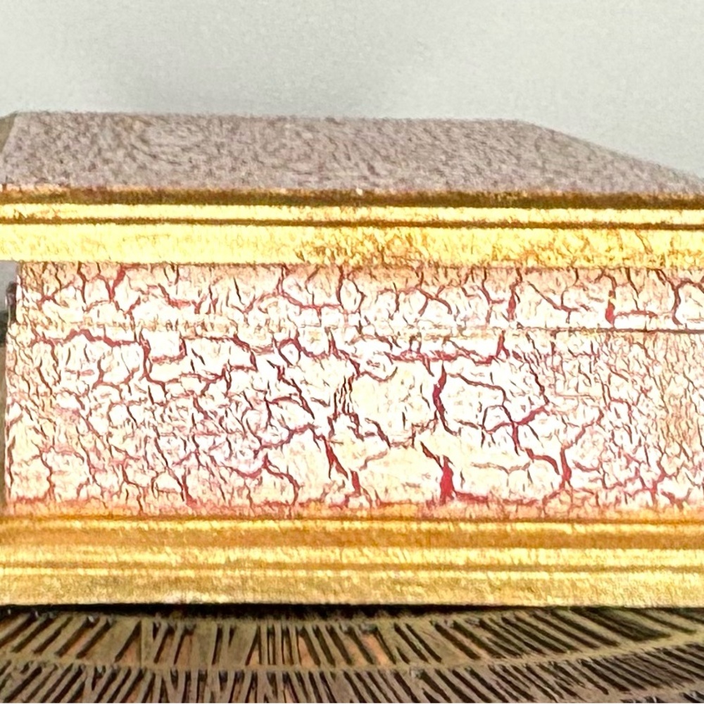 Small Trinket Box - Picture 4 of 7